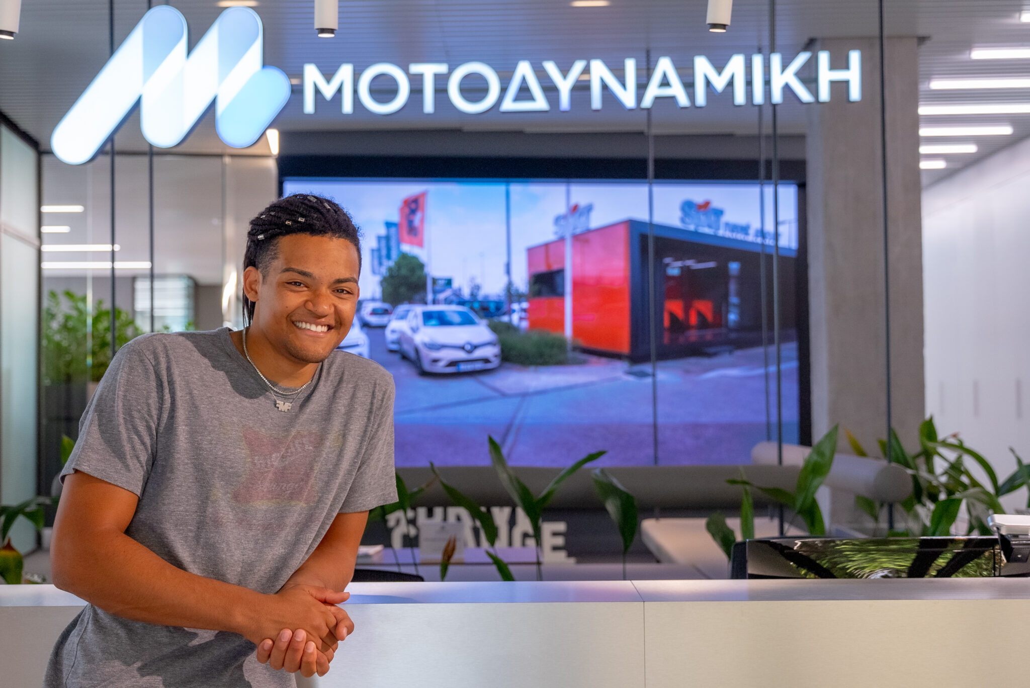 Manolo-09245-2048×1368